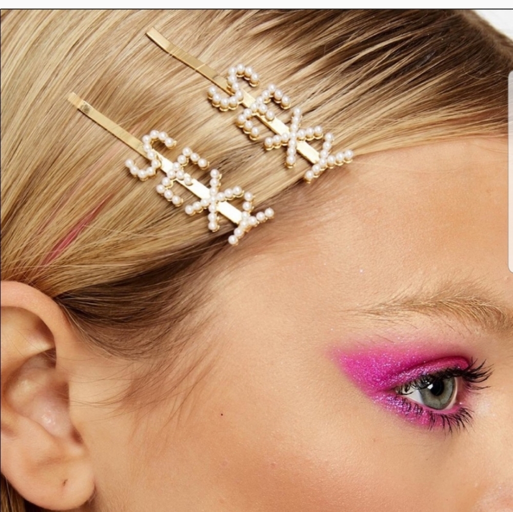 Chic SEXY barrettes